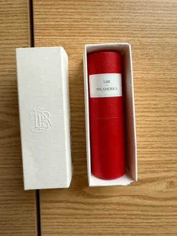 La bouche rouge