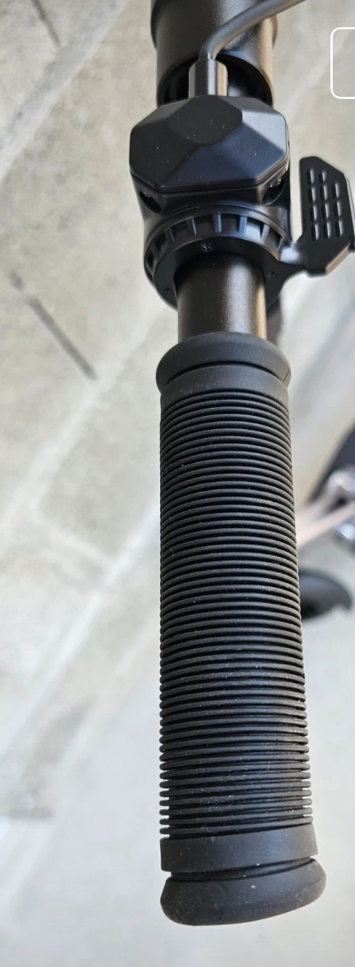 Trotinette électrique Revolt 2.0 - photo numéro 8