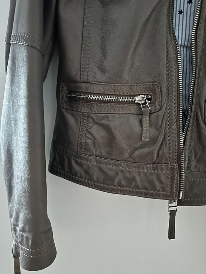 Tres belle veste oakwood taille s en cuir - photo numéro 4