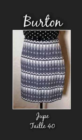 Jupe motif ethnique géométrique noir blanc Taille 40 Burton