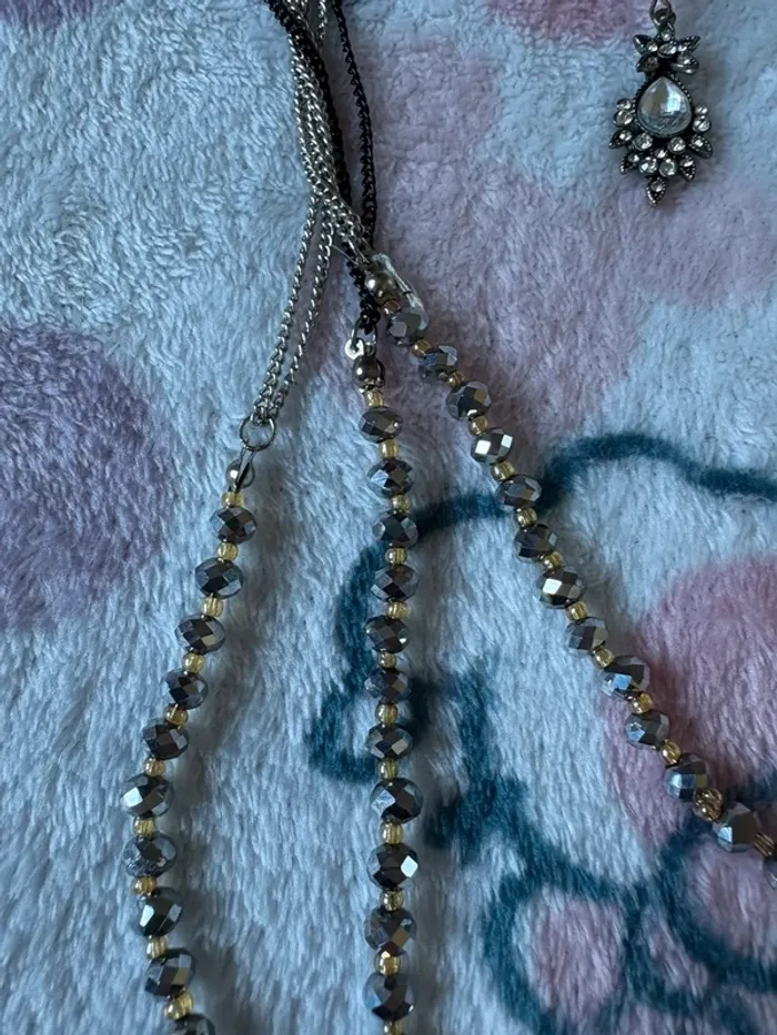 Sautoir et boucle d’oreille - photo numéro 3