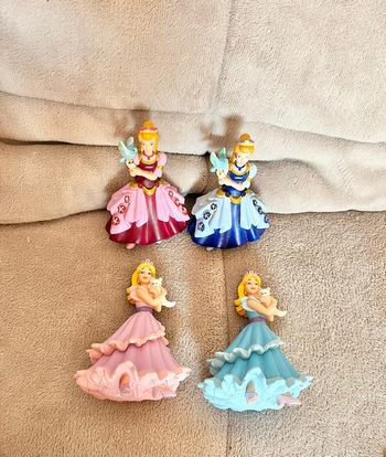 Figurines princesses chat et oiseau
