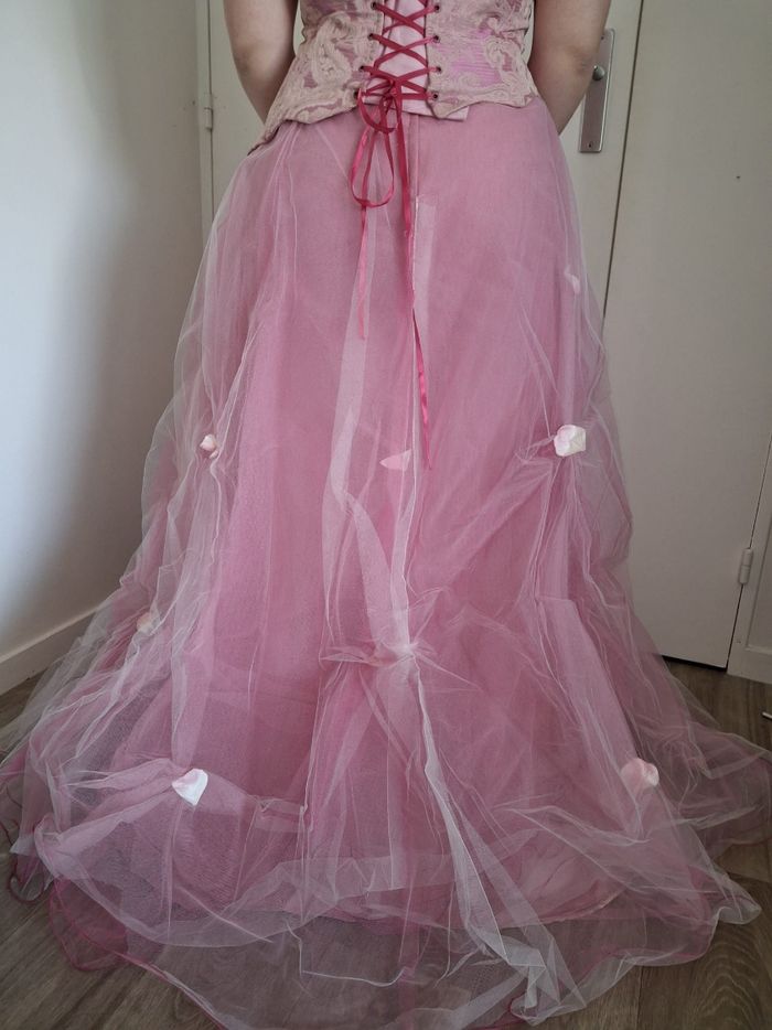 Robe de fête - photo numéro 5
