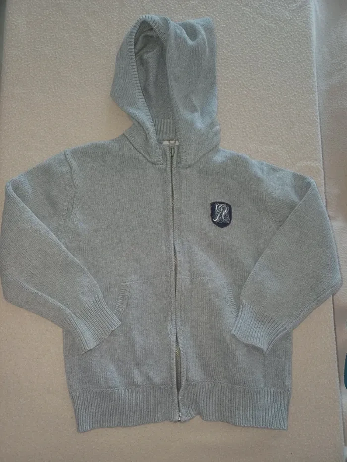 Magnifique gilet à capuche 6 ans garçon