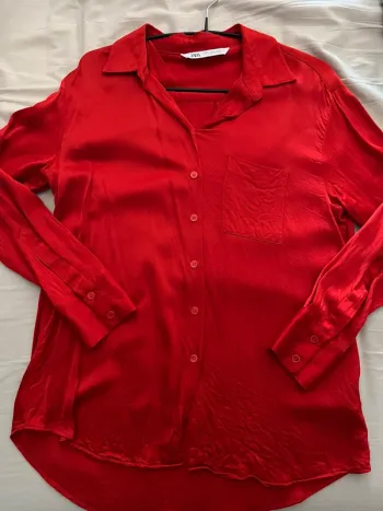 Chemise rouge