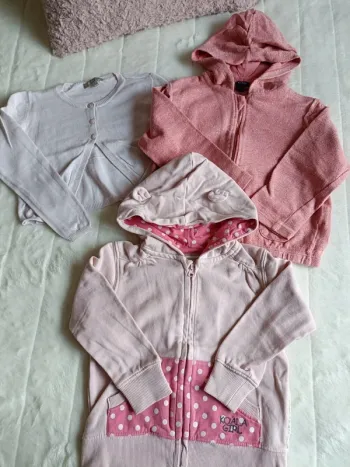 Lot vestes gilets 3 ans