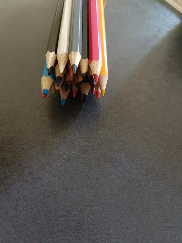 Lot de 24 crayons de couleur - photo numéro 4
