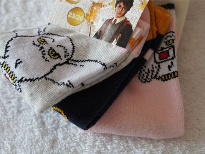 Lot de 3 paires de chaussettes neuves Harry Potter Pointure : 23/26 - photo numéro 3