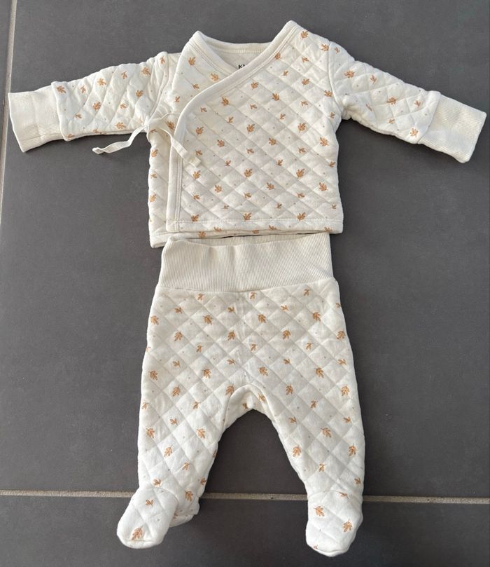 Joli ensemble 1 mois - photo numéro 3