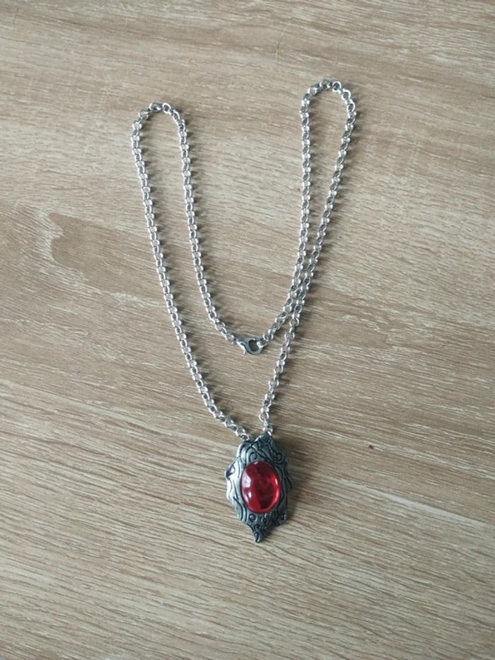 Collier et pendentif - photo numéro 2
