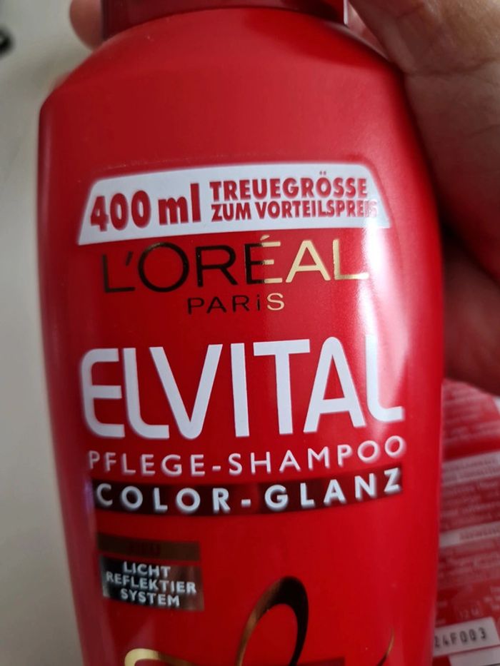 Shampoing et soins (4) spécial cheveux colorés. - photo numéro 3