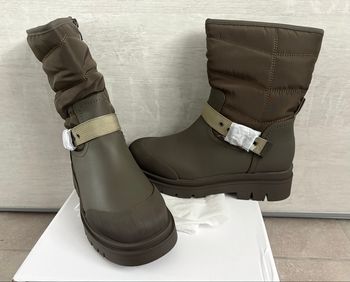 Bottes neuves chaudes femme pointure 41