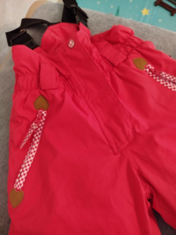 Pantalon  combinaison de ski fushia. Taille 4 ans. Etirel - photo numéro 2