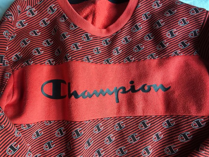 Ensemble jogging champion - photo numéro 3