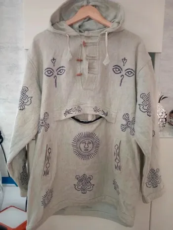 Sweat traditionnel nepalais