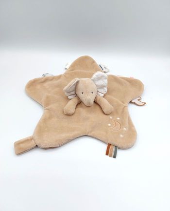 Doudou plat éléphant Bali marron beige blanc NOUKIES création 2024 lune étoile attache tétine