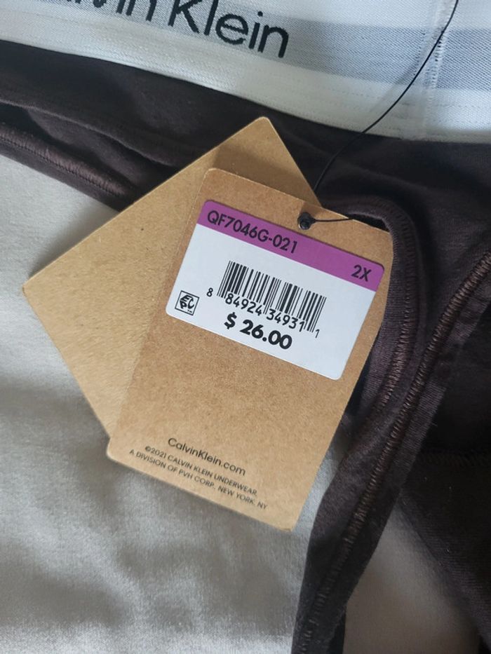 Tanga Calvin Klein 2XL neuf - photo numéro 4