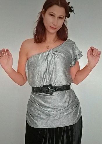 Haut asymétrique argenté chic taille 40