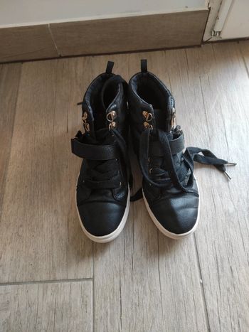 Basket montante noire pointure 38