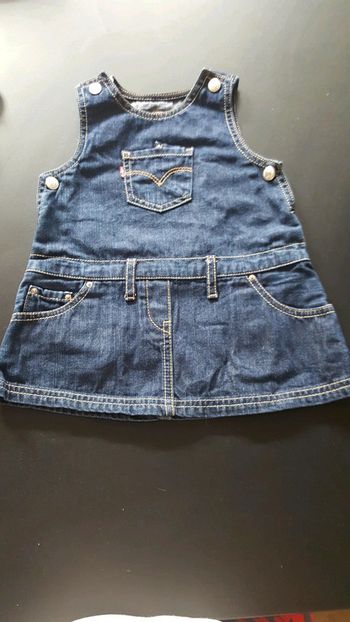 Robe levi's 12 mois