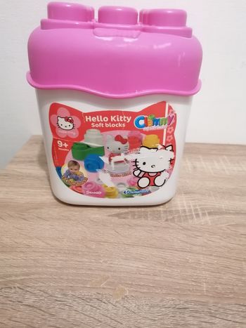 Boîte de blocks 1er âge hello kitty