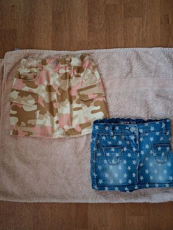 Lot jupe en jean fille 4 ans