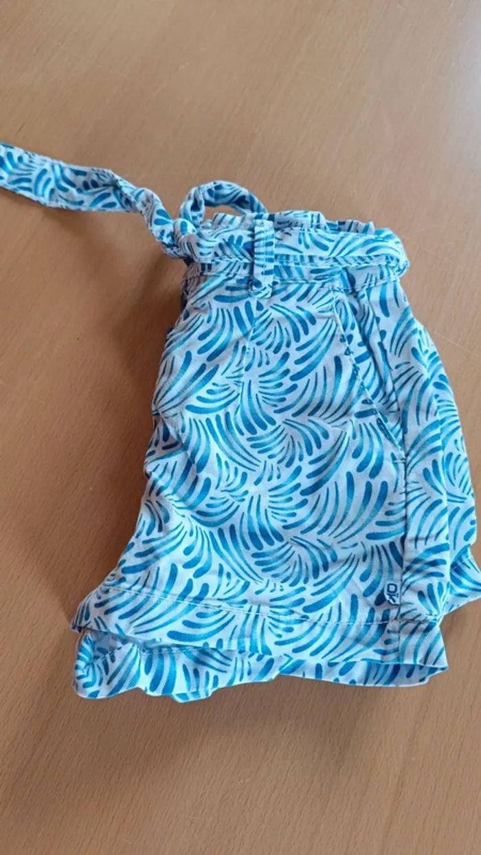 Short cargo bleu et blanc - photo numéro 5