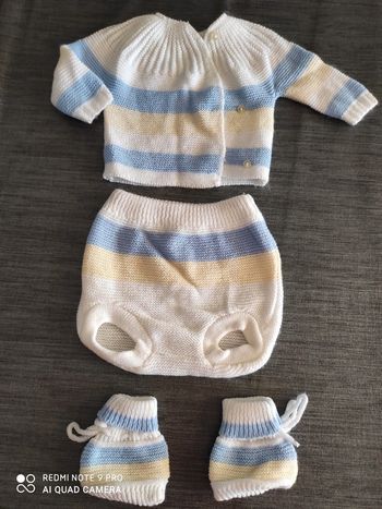 Layette 3 mois, 60 cm Neuf