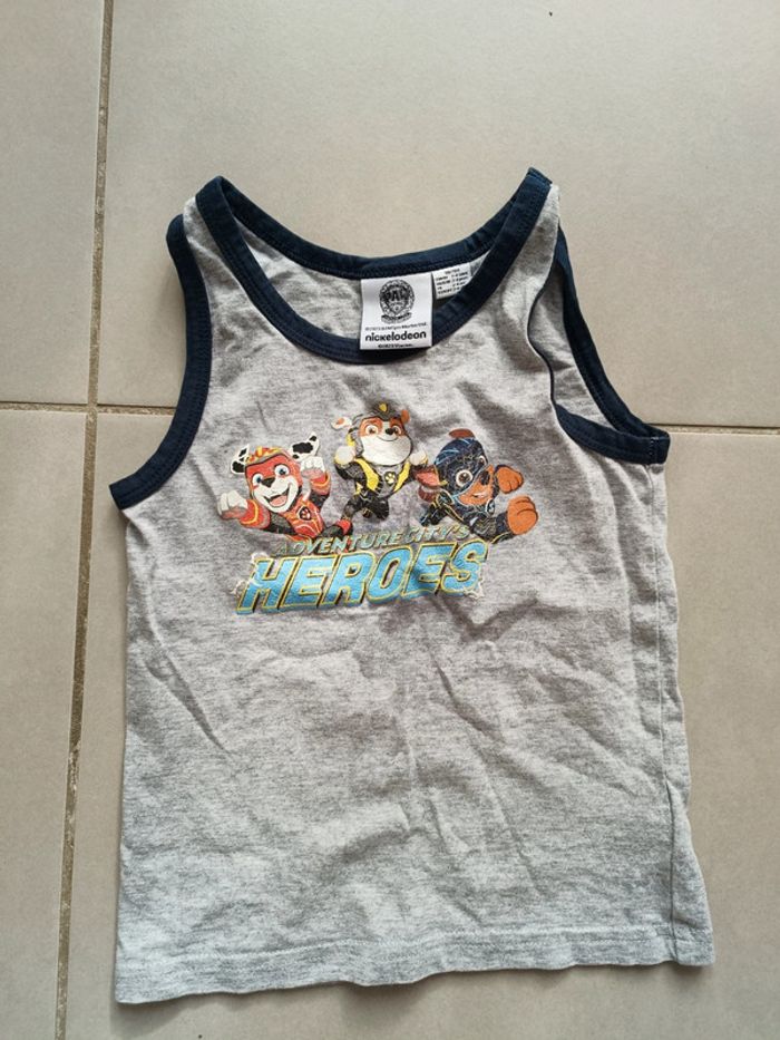 Débardeur taille 2/4 ans