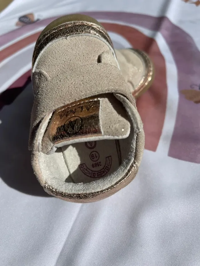 Chaussures bébé - 19 - photo numéro 4