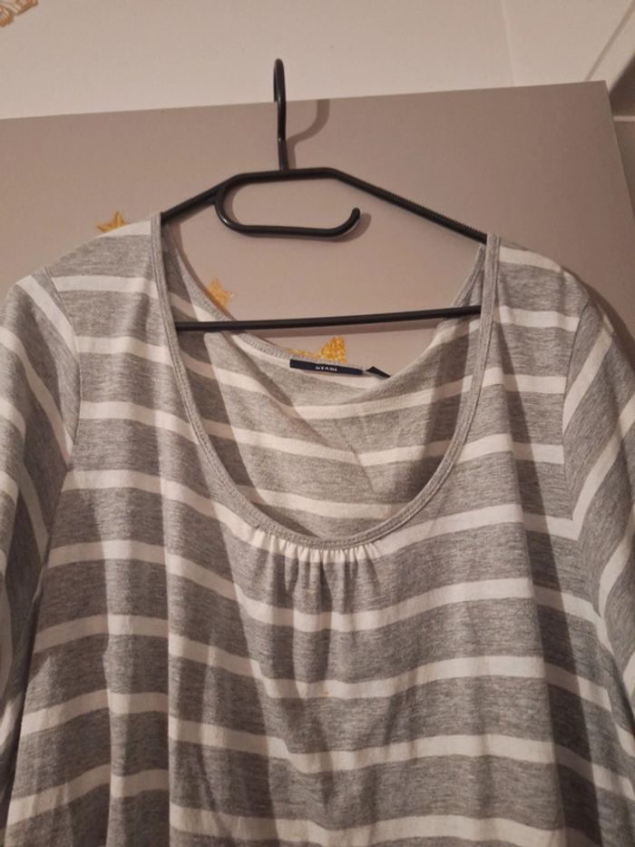 Tee-shirt bon état - photo numéro 3