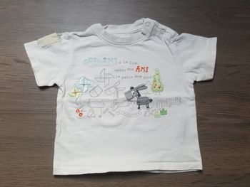 T-shirt manches courtes taille 6 mois