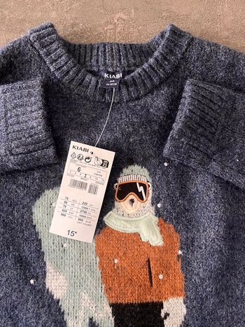 Pull chaud neuf 6 ans