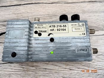 amplificateur tv  avec 2 sorties