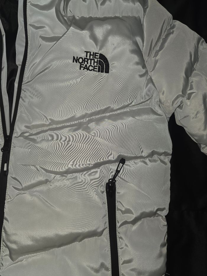 Doudoune argentée, taille L - photo numéro 2