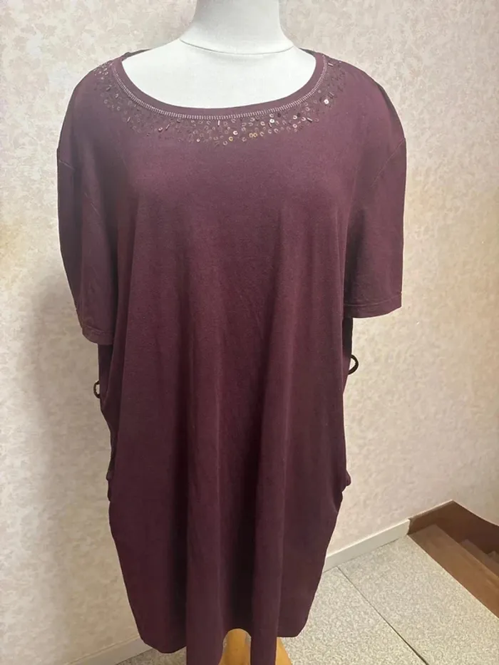 Robe style suédine taille 52 marque grandiose