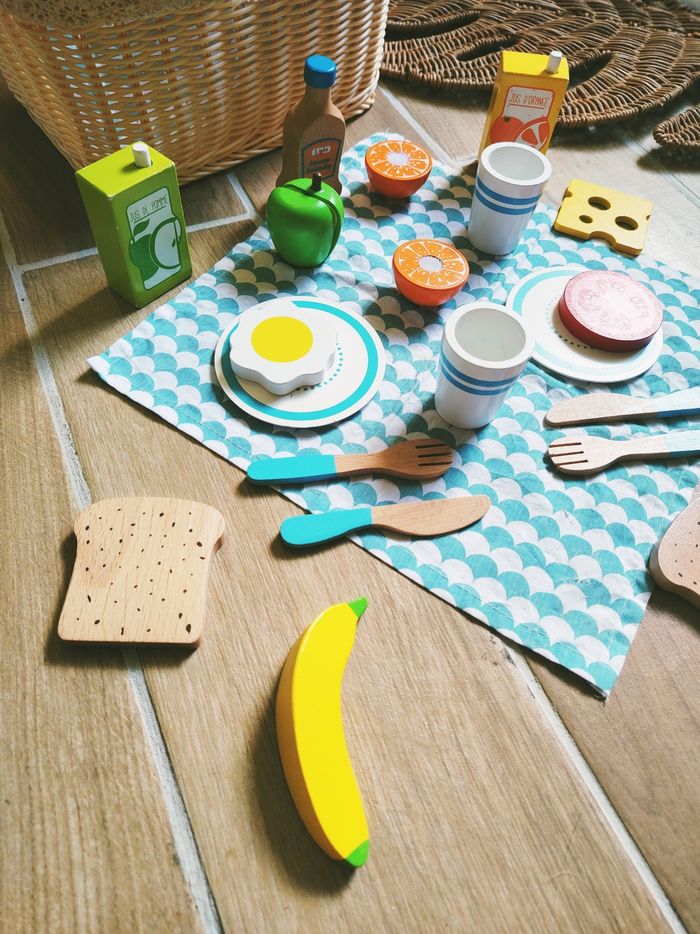 🧺Dinette panier pique nique avec vaisselles et divers aliments en bois L'atelier du bois - photo numéro 2