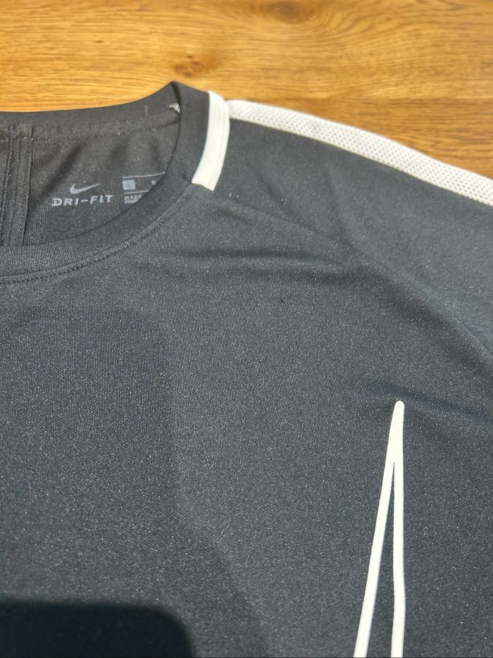 T-shirt de sport - photo numéro 2