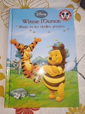 Winnie l ourson, Winnie et les abeilles géantes, disney