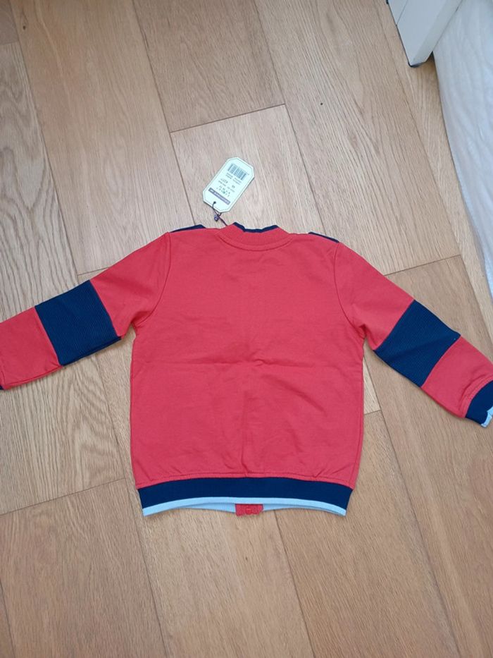 Gilet garcon 4 ans neuf - photo numéro 2