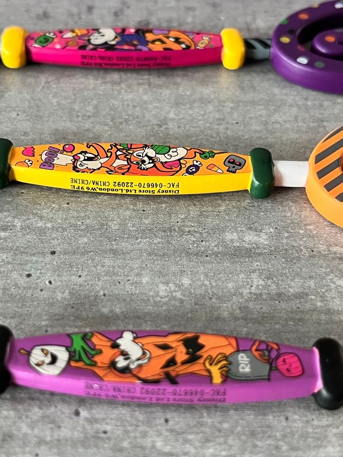 Lot 3 clés mystère Halloween Disney 2022 - photo numéro 3