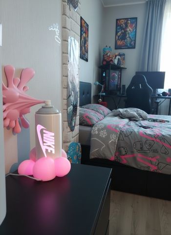 Introuvable en magasin Lampe Graffiti Pop Art Light Decor Rose