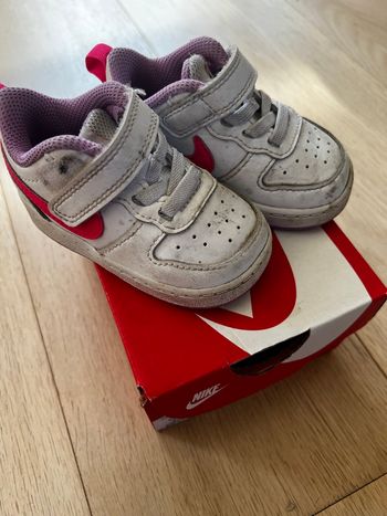 Basket Nike 19,5 fille 