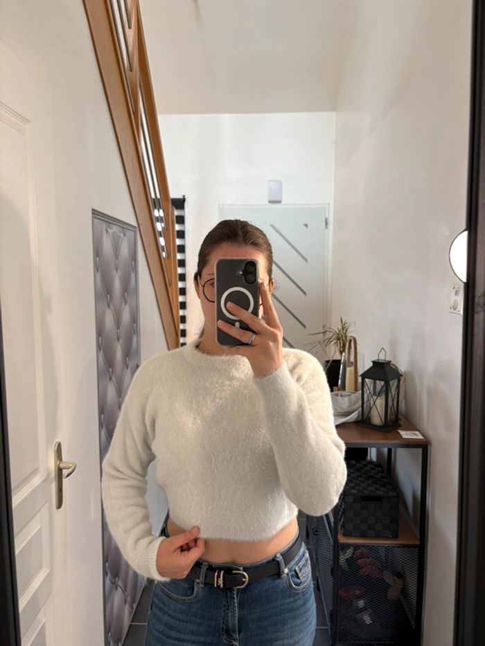 Lot pulls S doux et confortable : Pull gris avec B vert et rose + Pull court blanc - photo numéro 2