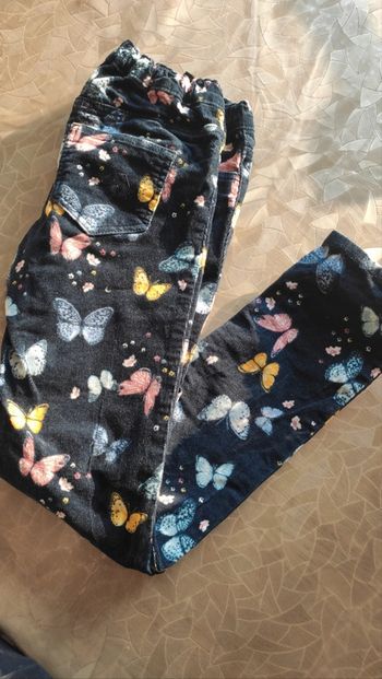 Pantalon velours papillon 🦋 fille 9 ans