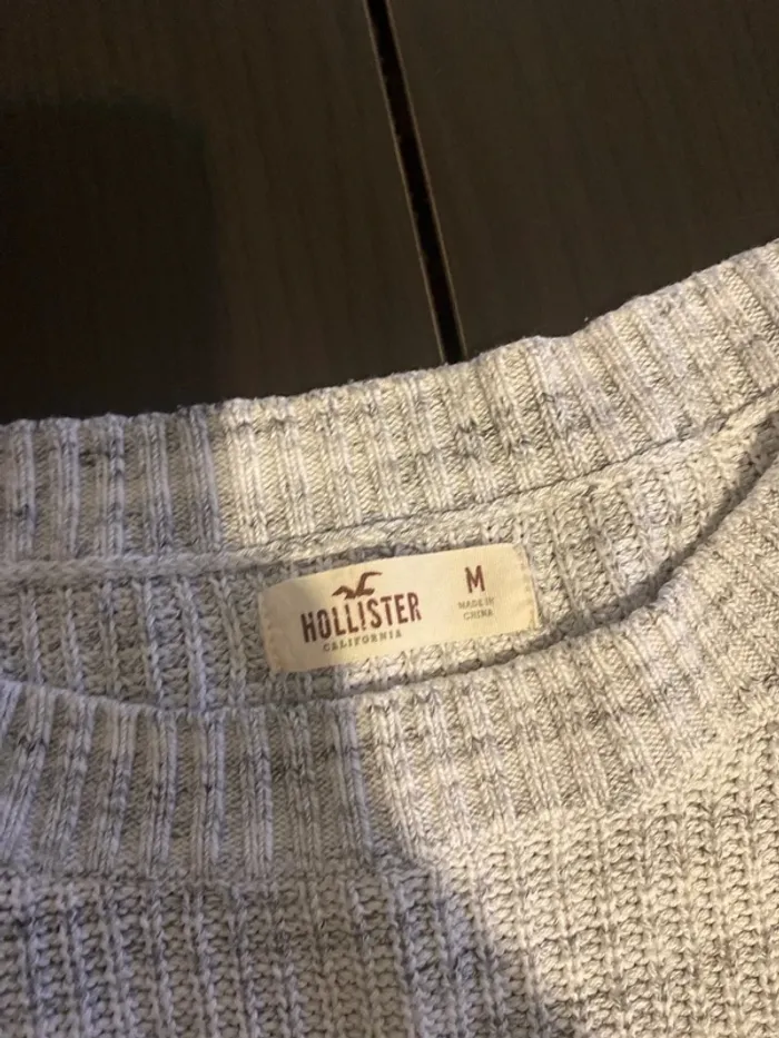 Pull hollister en très bon état gris - photo numéro 3