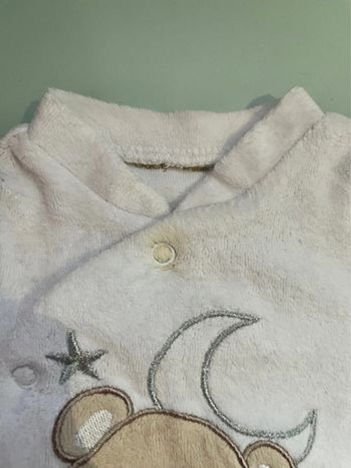 2 pyjamas velours 1 mois - photo numéro 4