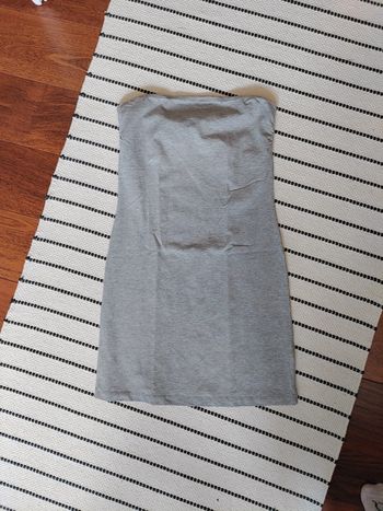 Robe moulante Divided