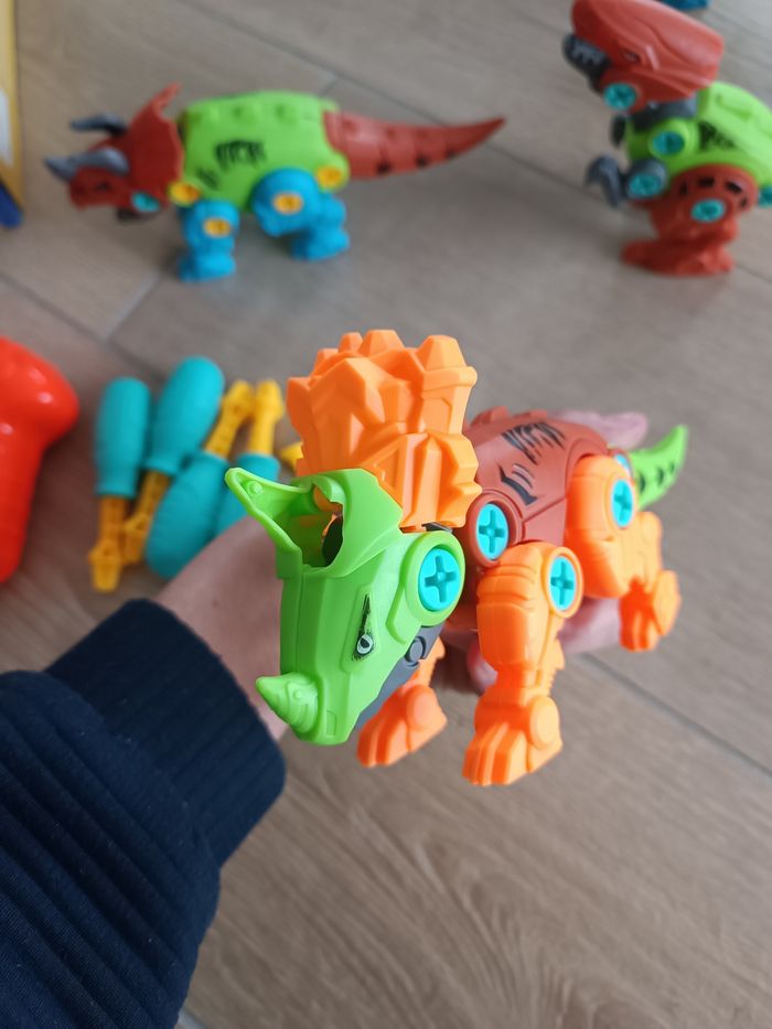 Dinosaures a assembler - photo numéro 4