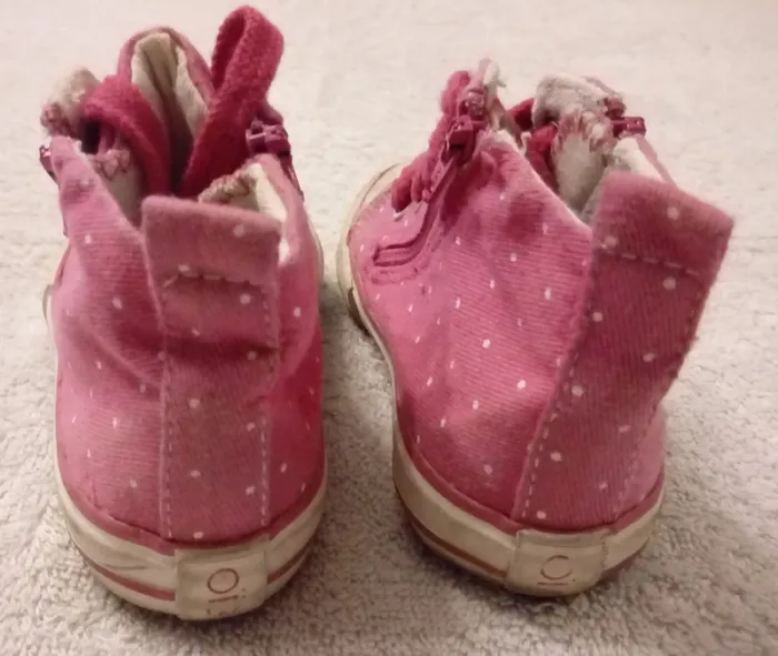 Chaussures basket rose Obaïbi taille 22 (réf perso 19)(familleac72) - photo numéro 3
